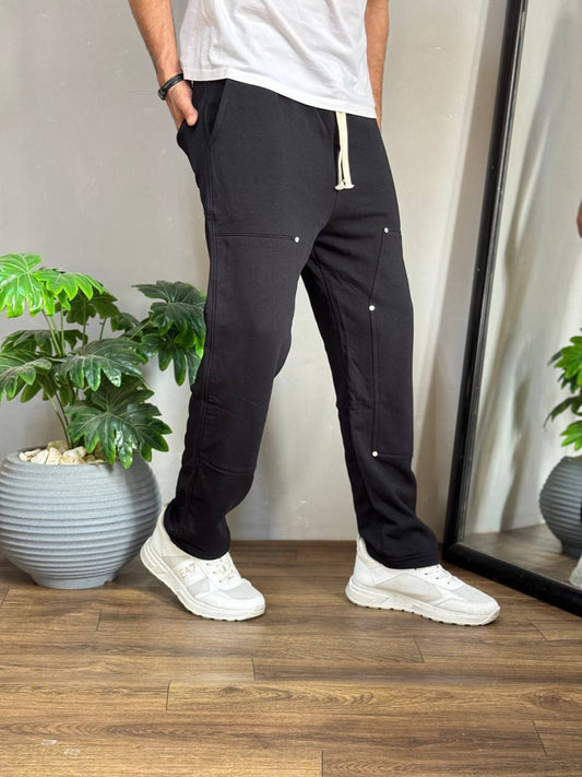 wide-leg cargo pants