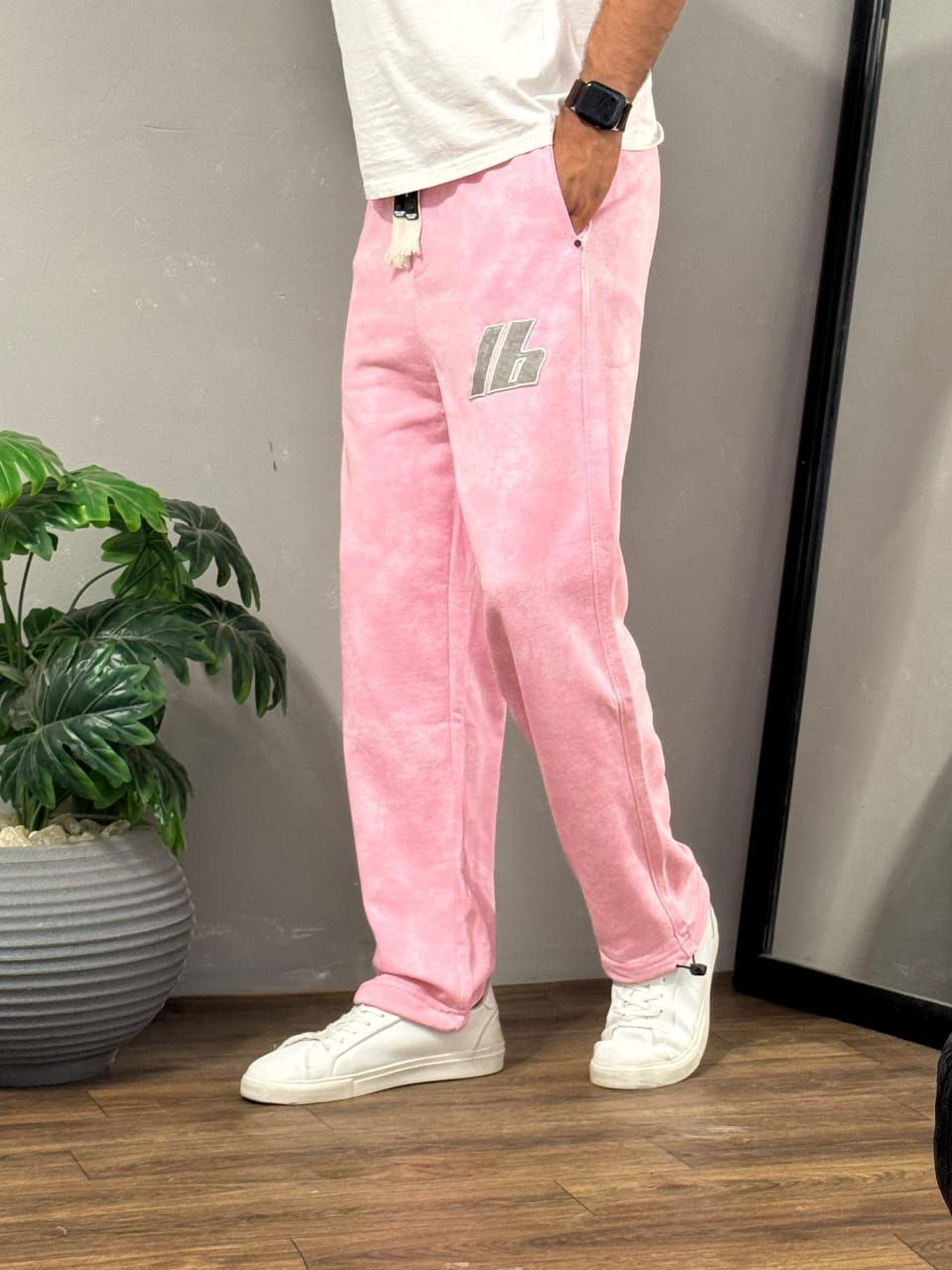 Wide-Leg Sweatpants