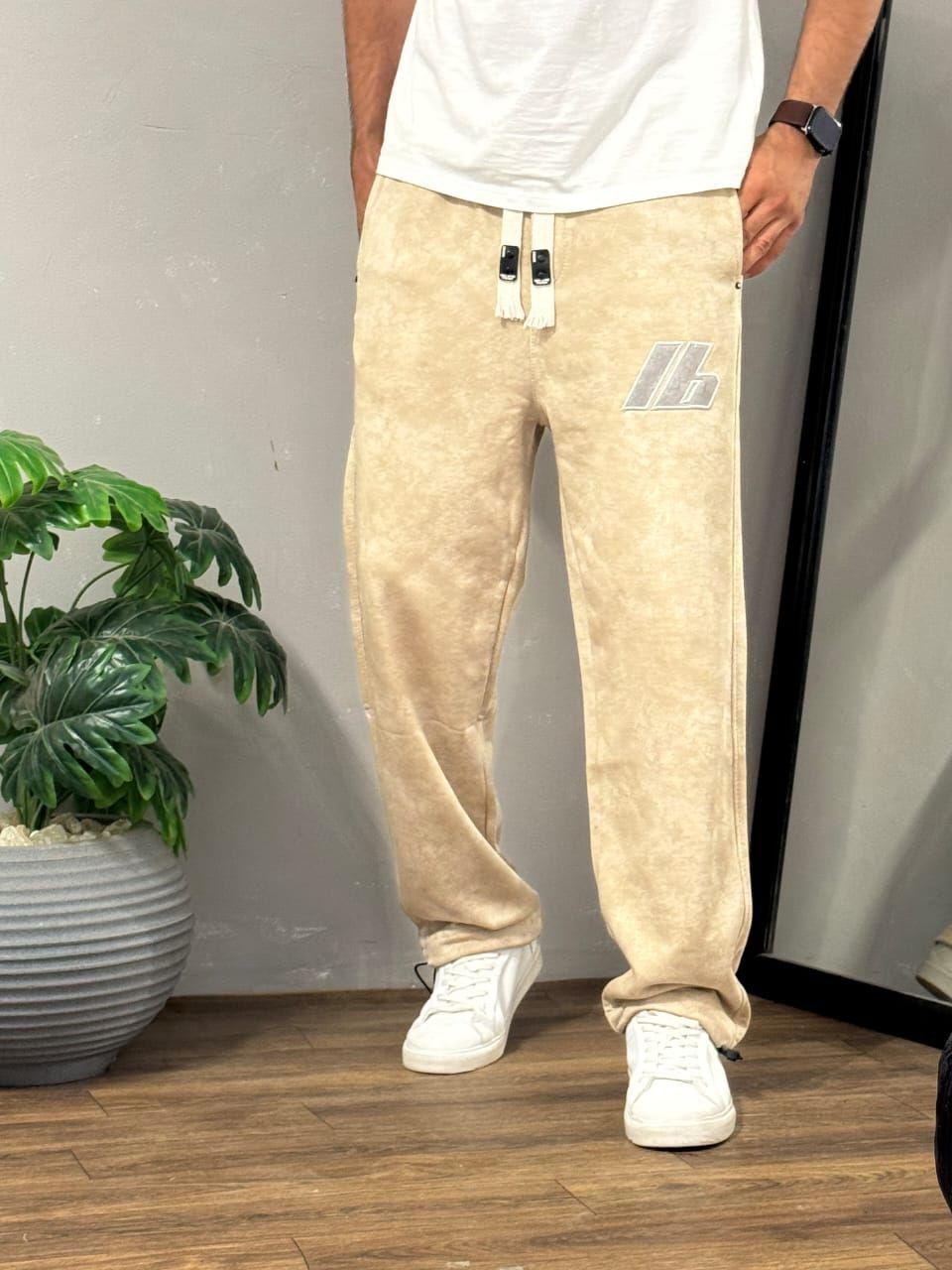 Wide-Leg Sweatpants